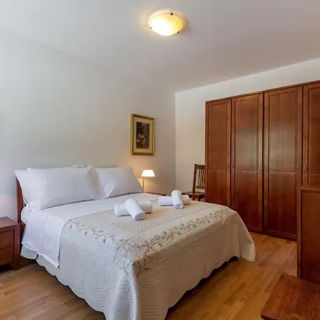 Roglic By Interhome Župa