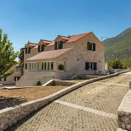 Vakantiehuis Roglic By Interhome Župa