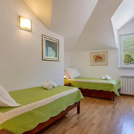 Roglic By Interhome Župa
