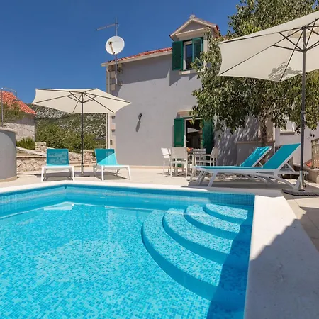 Roglic By Interhome *